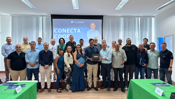 ConectaCoop reúne lideranças do cooperativismo e do setor produtivo em encontro com Pedro Monteiro