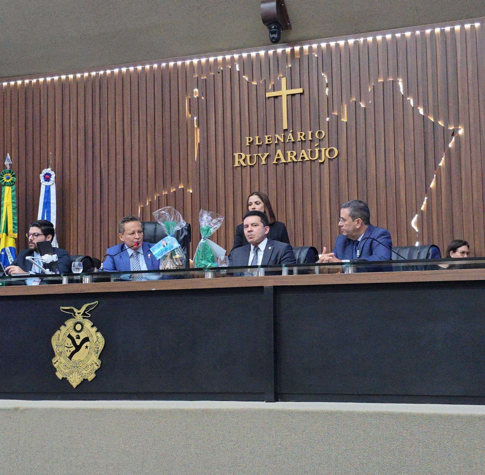 Cooperativismo é destacado como motor do desenvolvimento no Amazonas durante evento na ALEAM