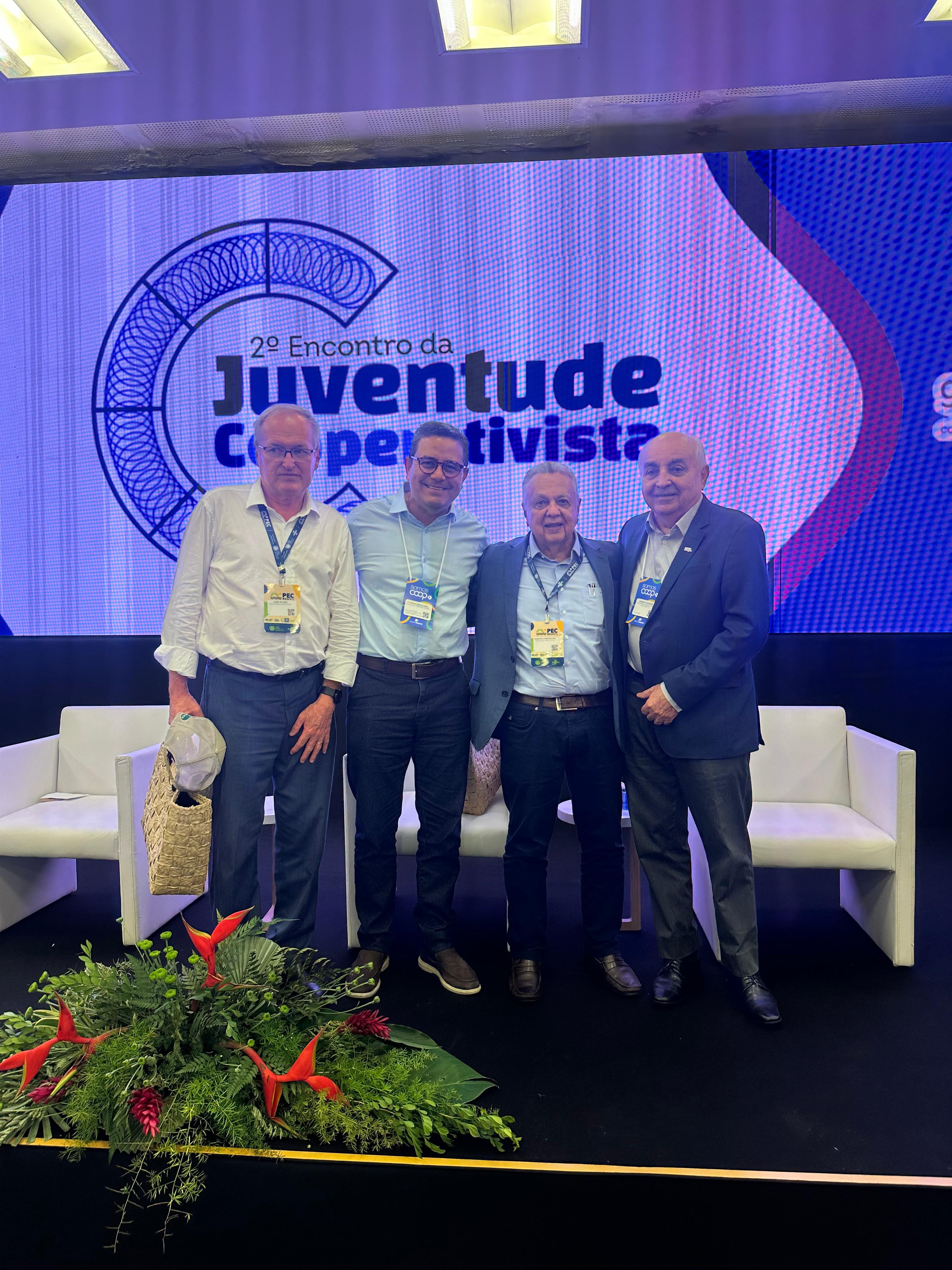 Presidente do Sistema OCB/AM participa do 2º Encontro da Juventude Cooperativista durante a PEC Brasil 2026